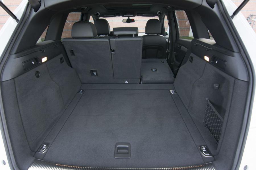 Багажник Audi Q5 TDI Quattro (8R) 2013 года  (NA) (фото 27 из 33)